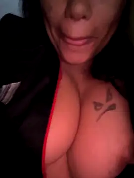 jojo surfistinha89 online show from 10/31/25, 03:13