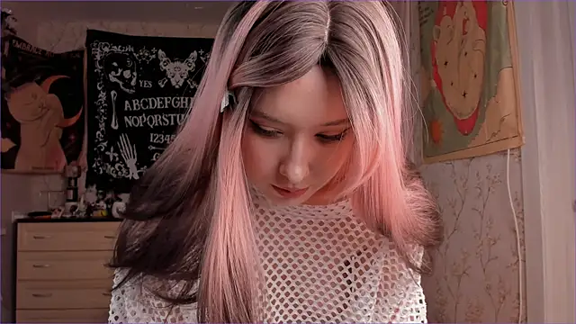 CutiePatoootie online show from 12/14/25, 07:18