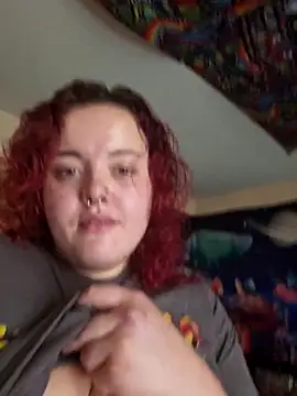 nuttiebuddy1 online show from 09/13/25, 05:02