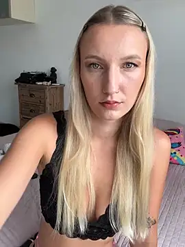 NattieBoo online show from 07/02/26, 09:59
