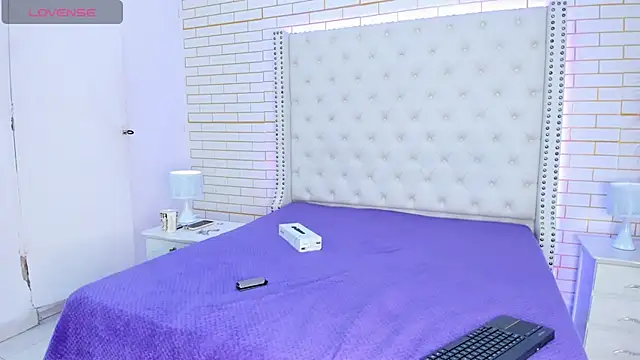 Elody rousse online show from 01/09/26, 11:57