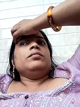 Trisha 71 online show from 10/28/25, 11:03