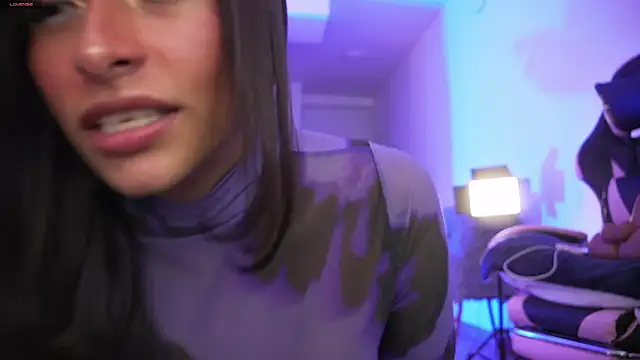 AnnieCouperr online show from 02/15/26, 07:43