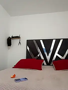 Snapshot of Demy_Rhoades chatting on 11/22/25, 02:05 Demy Rhoades online show from 11/22/25, 02:05