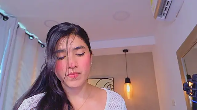 Snapshot of Lia_Mar_ chatting on 05/26/26, 06:15 Lia Mar online show from 05/26/26, 06:15