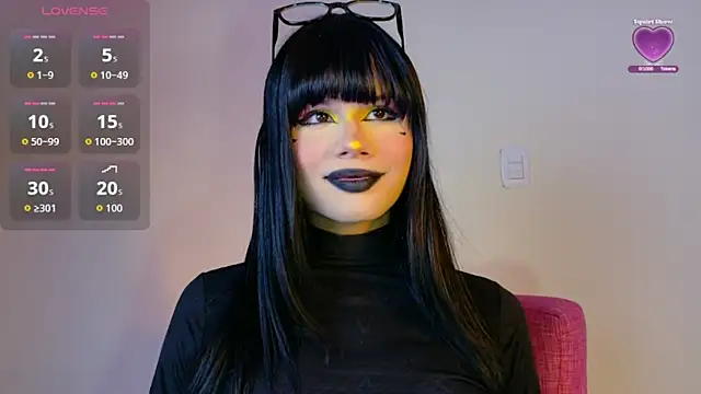 NATASHAA WINZ online show from 10/03/25, 05:26