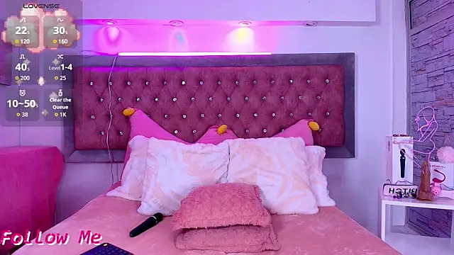 Bonn Glow online show from 10/23/25, 04:45