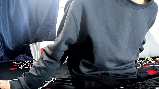 Snapshot of TheCyberIncubus chatting on 11/27/25, 03:25 TheCyberIncubus online show from 11/27/25, 03:25