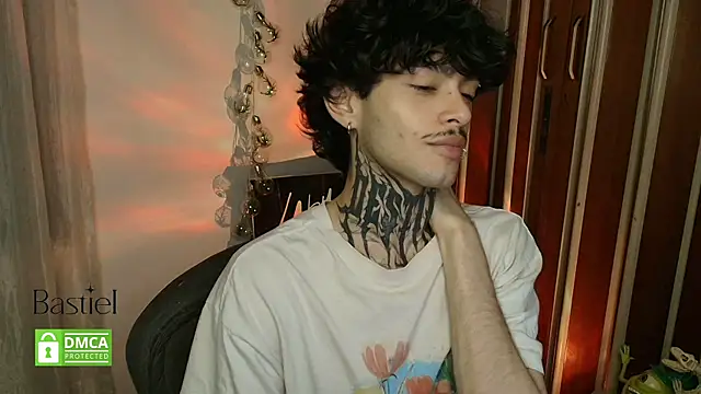 Mihail leroy online show from 09/18/25, 01:51