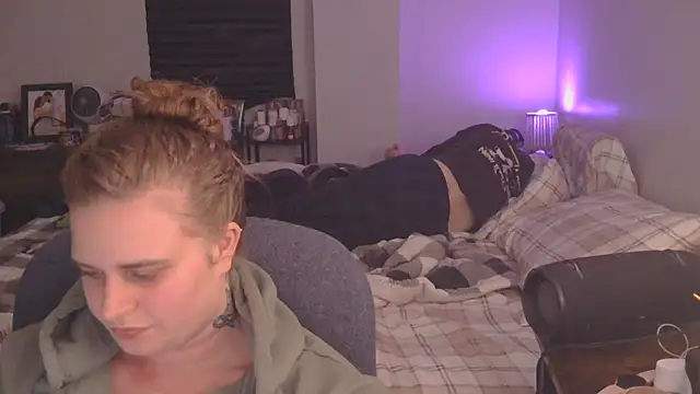 Sexyblonde12344 online show from 11/30/25, 12:58