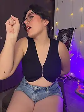 Katheerine online show from 11/13/25, 02:54