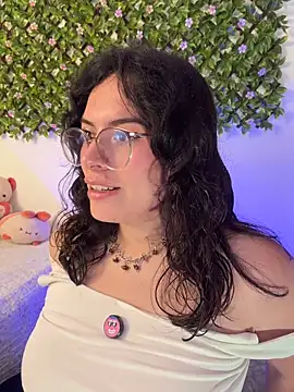 Katheerine online show from 12/21/25, 01:35