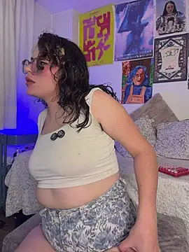 Katheerine online show from 03/18/26, 01:53