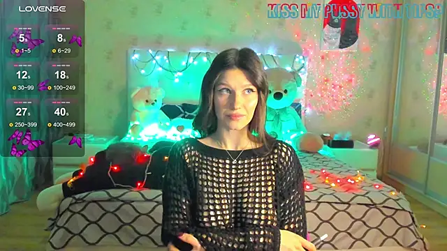 Snapshot of unearthly_di chatting on 11/03/25, 11:00 unearthly di online show from 11/03/25, 11:00