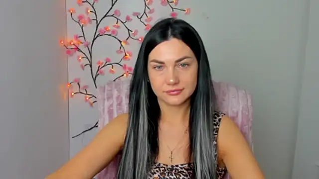 Lune Moon online show from 04/08/26, 05:40