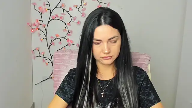 Lune Moon online show from 04/11/26, 05:34