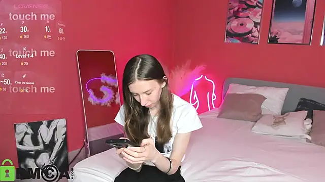 Lisbeth  Salander online show from 09/14/25, 01:49