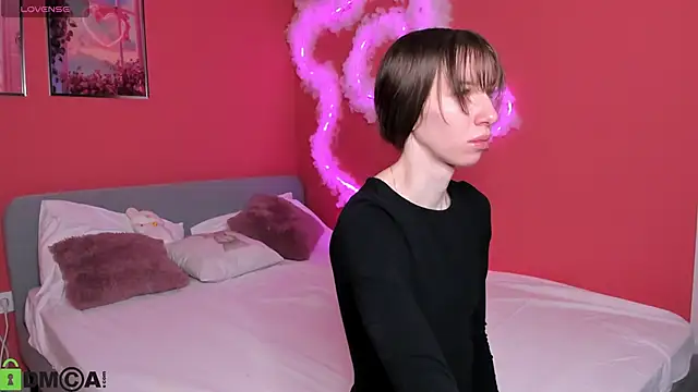 Lisbeth  Salander online show from 11/30/25, 02:04