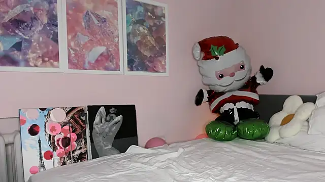 Lisbeth  Salander online show from 12/23/25, 02:31