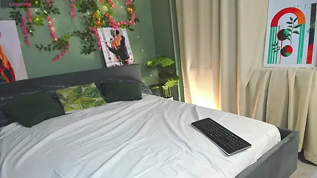 Lisbeth  Salander online show from 01/15/26, 02:38