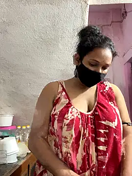 Snapshot of Priyajaanbaby chatting on 10/15/25, 07:19 Priyajaanbaby online show from 10/15/25, 07:19