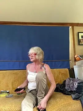 ladyboatlady online show from 10/20/25, 12:16