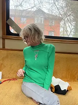 ladyboatlady online show from 11/16/25, 09:26