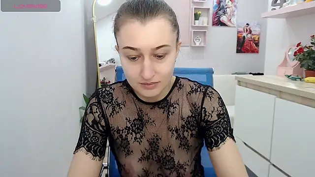 muriel elvin online show from 12/03/25, 09:51