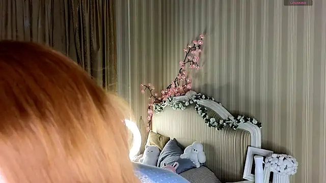 Juuulia  online show from 03/06/26, 02:24