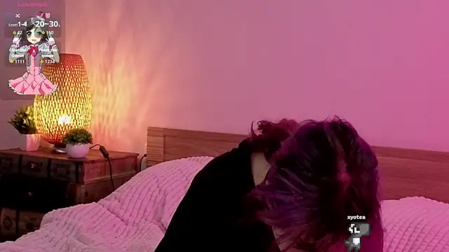 Snapshot of TaiteBeat chatting on 09/14/25, 05:34 TaiteBeat online show from 09/14/25, 05:34