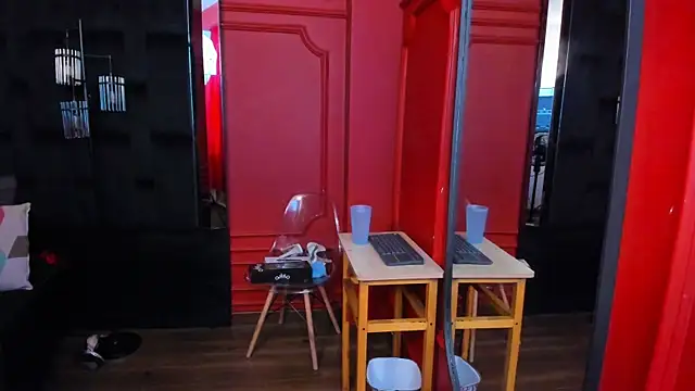 bellarivera  online show from 03/13/26, 06:14