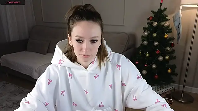 cutienaughtygirl online show from 01/15/26, 07:02