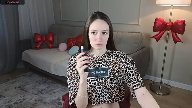 cutienaughtygirl online show from 03/10/26, 07:46