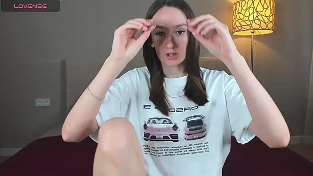 cutienaughtygirl online show from 04/16/26, 09:32