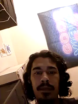 Snapshot of MeTazty294 chatting on 09/12/25, 03:17 MeTazty294 online show from 09/12/25, 03:17