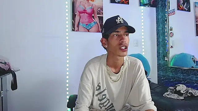 briamhoconor xh online show from 11/11/25, 09:37