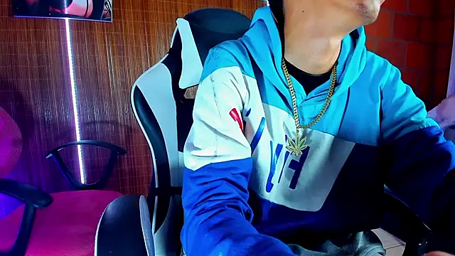 briamhoconor xh online show from 03/03/26, 02:39