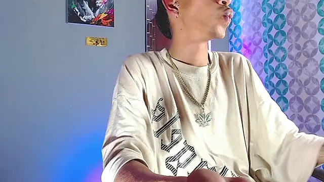 briamhoconor xh online show from 04/25/26, 05:32