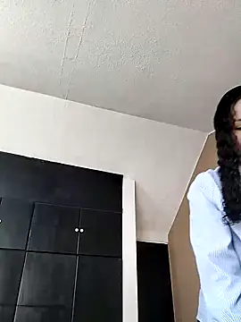 SofiaDelicia online show from 10/13/25, 01:44