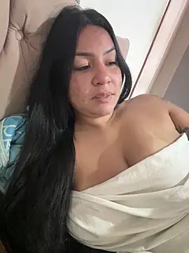 julianamascarada online show from 09/23/25, 12:52