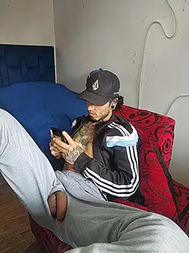 Tattoboy19cm online show from 02/27/26, 04:18