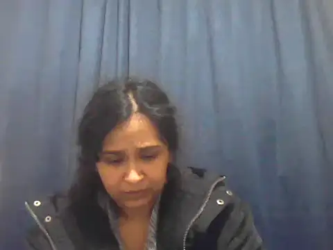 Snapshot of cute_indianxo chatting on 10/02/25, 03:02 cute indianxo online show from 10/02/25, 03:02