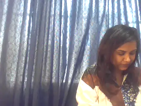 Snapshot of cute_indianxo chatting on 10/17/25, 05:10 cute indianxo online show from 10/17/25, 05:10