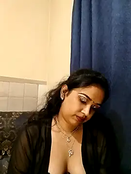 cute indianxo online show from 03/12/26, 07:53