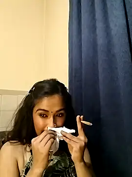Snapshot of cute_indianxo chatting on 04/28/26, 08:14 cute indianxo online show from 04/28/26, 08:14