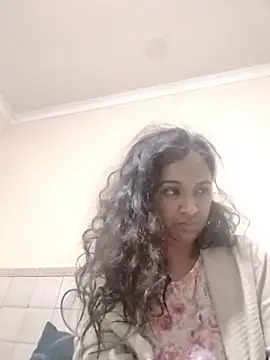 Snapshot of cute_indianxo chatting on 06/24/26, 04:00 cute indianxo online show from 06/24/26, 04:00