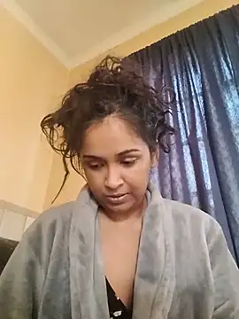 Snapshot of cute_indianxo chatting on 07/01/26, 06:04 cute indianxo online show from 07/01/26, 06:04