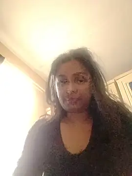Snapshot of cute_indianxo chatting on 07/18/26, 12:53 cute indianxo online show from 07/18/26, 12:53