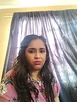 Snapshot of cute_indianxo chatting on 07/21/26, 08:38 cute indianxo online show from 07/21/26, 08:38