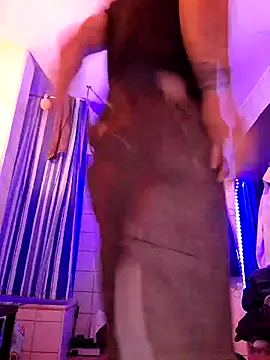 Snapshot of a7ex chatting on 12/12/24, 05:20 a7ex online show from 12/12/24, 05:20